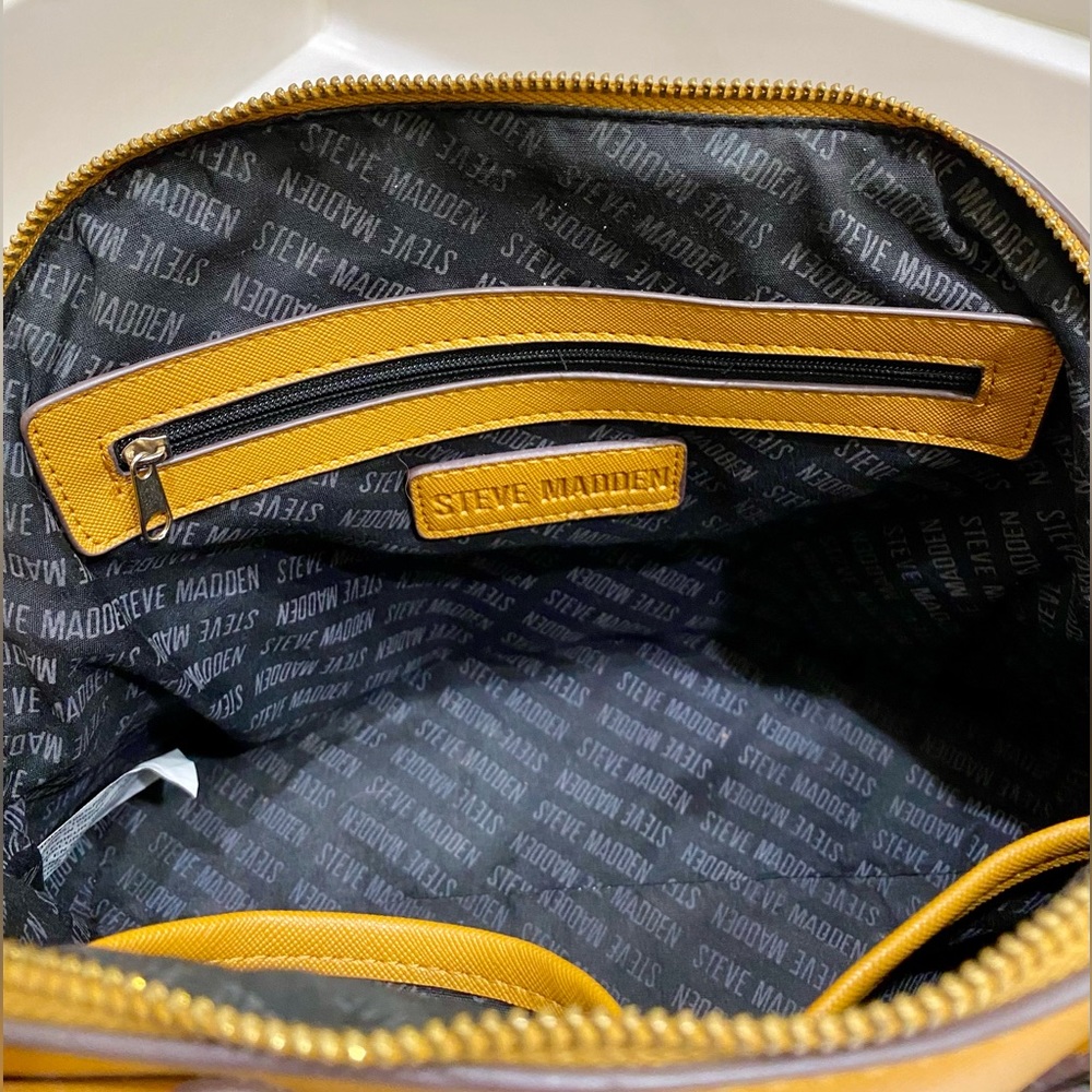 Steve Madden crossbody purse/handbag - Picture 7 of 7